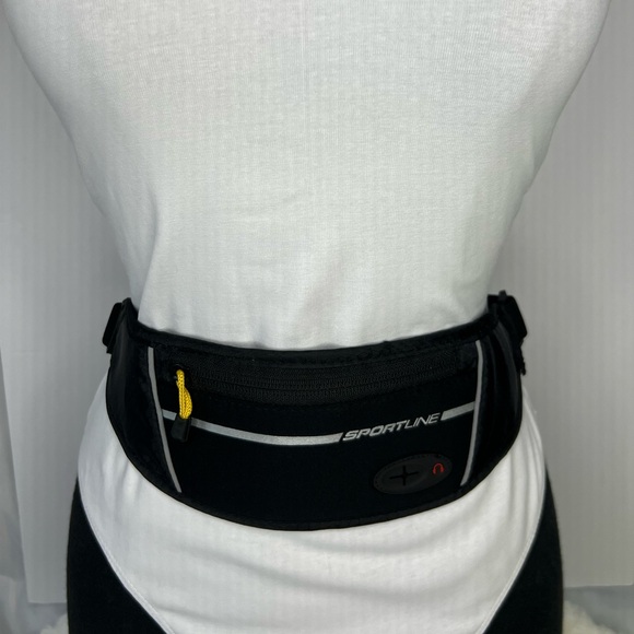 Sportline Run Lite Pack- Ultra Thin, Vacation Workout Walking Jogging Trip Money - Picture 1 of 2